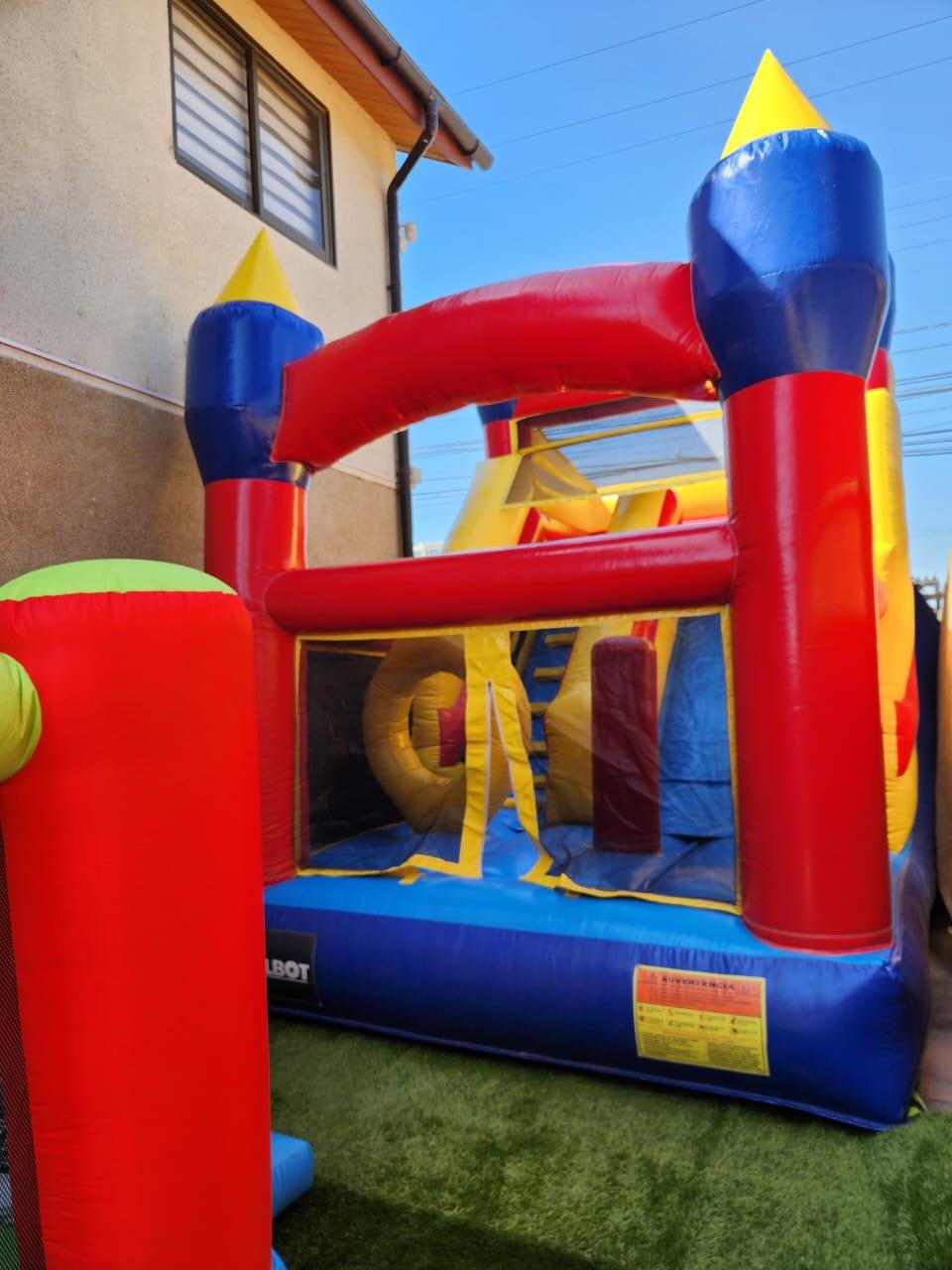 /assets/big-house-va/inflable.jpeg